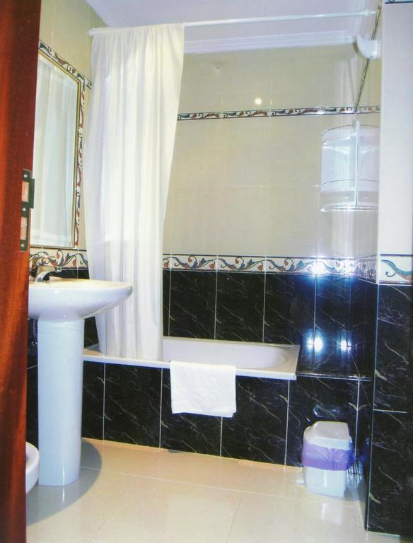 Casa Mariano Hotell A Revolta Exteriör bild